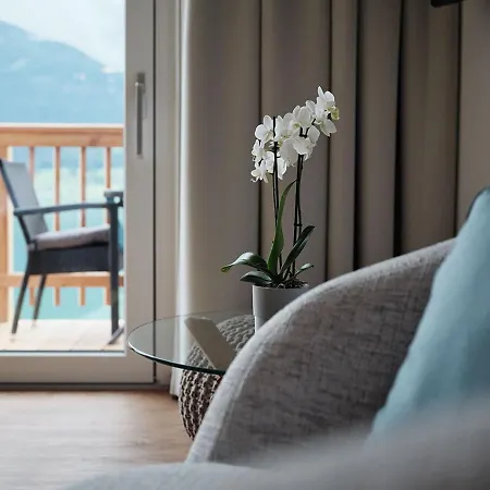 Moment Adults Only Saint Wolfgang