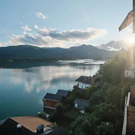 Moment Adults Only Saint Wolfgang