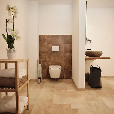 Moment Adults Only Apartman *